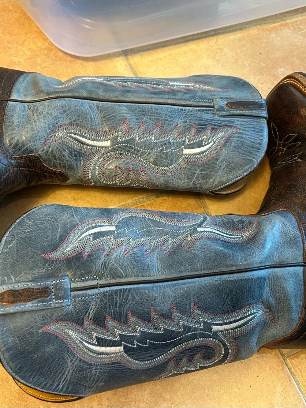 Old West men 8.5 turquoise cowboy boots
